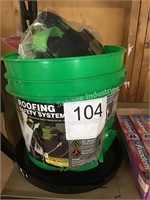 ROOFING SAFETY KIT