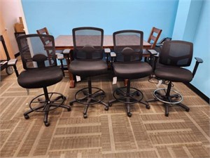 Lot of (4) Task Chairs: (3) Rolling & (1)