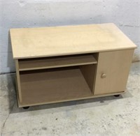 Small Entertainment Stand T
