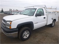 2004 Chevrolet 2500HD Utility Truck