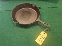 Early "Erie" No. 9 Fire Ring Cast Iron Skillet