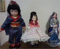 F - LOT OF 3 COLLECTIBLE DOLLS (F23)