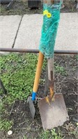 Yard tools flathead shovel rake scraper three