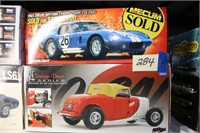 Die Cast Cars '65 Shelby Cobra & 4 So-Cal Roadster