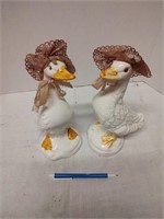 2 Goose Statues