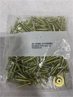 GOLD SCREWS WITH PHILLIPS HEAD NUMBER 8, 1-1/2