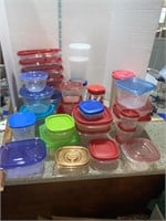 Storage containers. All w/lids