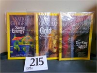 3 2PACK NATIONAL GEOGRAPHIC MAGAZINES