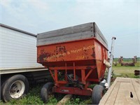 KILLBROS 350 GRAVITY WAGON WITH SEED AUGER