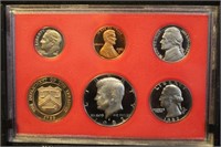 1982 U.S. Mint Proof Set