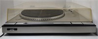 JVC L-A55 Direct Drive Turntable *Powers On*