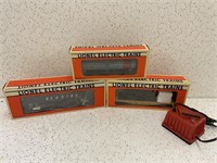 3 LIONEL CARS AND CONTROLLER