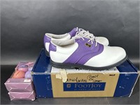 FootJoy Golf Shoe in Purple and White & Golf Balls