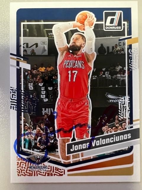 Pelicans Jonas Valanciunas Signed Card  COA