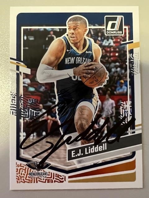 Pelicans E.J. Liddell Signed Card with COA