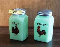 Pair Jadeite Rooster Salt&Pepper Shakers