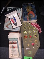 LOT OF BOY SCOUT ITEMS/ PATCHES PINS / EAGLE SCT