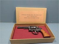 Spanish revolver .38 long colt (not .38 special)
