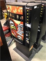 Pringles Chips Vending Machine
