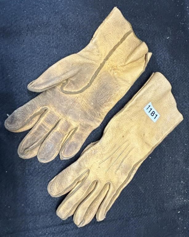 LEATHER RIDING GLOVES