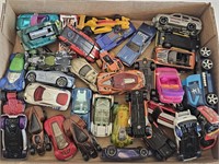 BIG LOT OF HOTWHEELS CARS FROM 2000 AND UP-30 PLUS