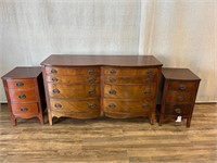 Dixie Double Bow Front Dresser w/2 Nightstands