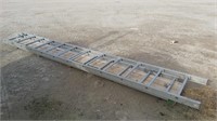 Aluminum 24ft Contractor Grade Extention Ladder