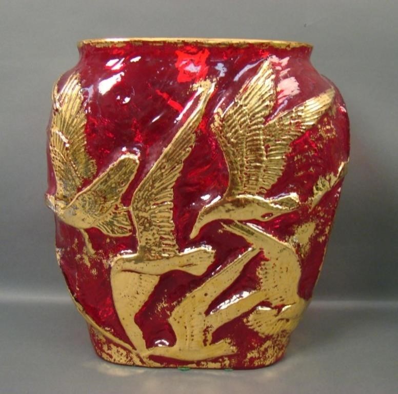 Consol. Red w/ Great Gold Seagulls Lg. Vase