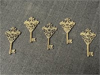 (5) goldtone decorative skeleton keys