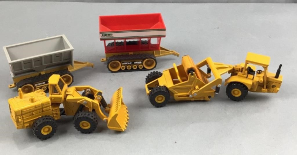 Lot of 4 Ertl Caterpillar tractor co vehicles