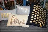 Collection of 4 as new cushions,