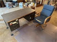 Desk w/ office chair