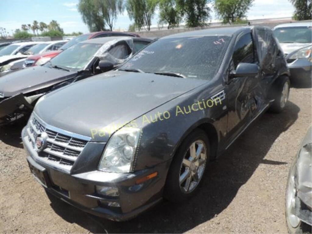 2008 Cadillac STS 1G6DC67A580127108 Gray