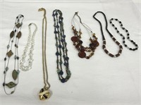 Seven Beautiful Necklaces