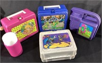 4 PLASTIC LUNCHBOXES