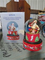 coca cola santa snow globe w/orig box *see descr