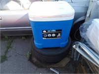 Ice Cube  Cooler by Igloo on Wheels