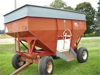 EZ Flow 400 Bushel Gravity Wagon