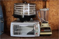 Food Dehydrator - Blender - Toaster Oven