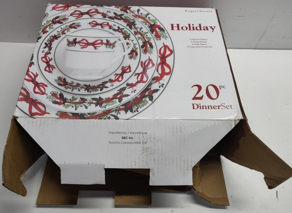 Holiday Dinner Set