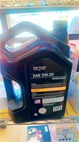 Teton synthetic blend motor oil 5w 20