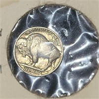 Vintage 1937 Buffalo Nickel Full Date 5¢ Indian