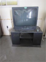 32" Sanyo Color Television w/ Stand