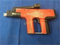 Hilti DX 450 Nailer Gun