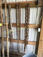 ASSORTED HEAVY DUTY CHAINS & ONE TURN BUCKLE