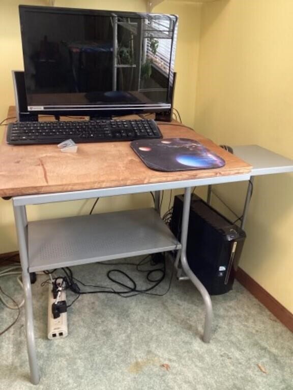 Gateway, computer, Windows 7 with desk