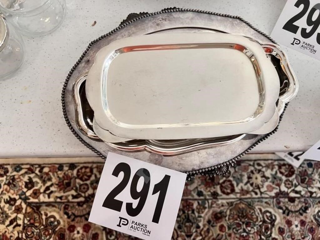 Silver Plate Trays(Den)