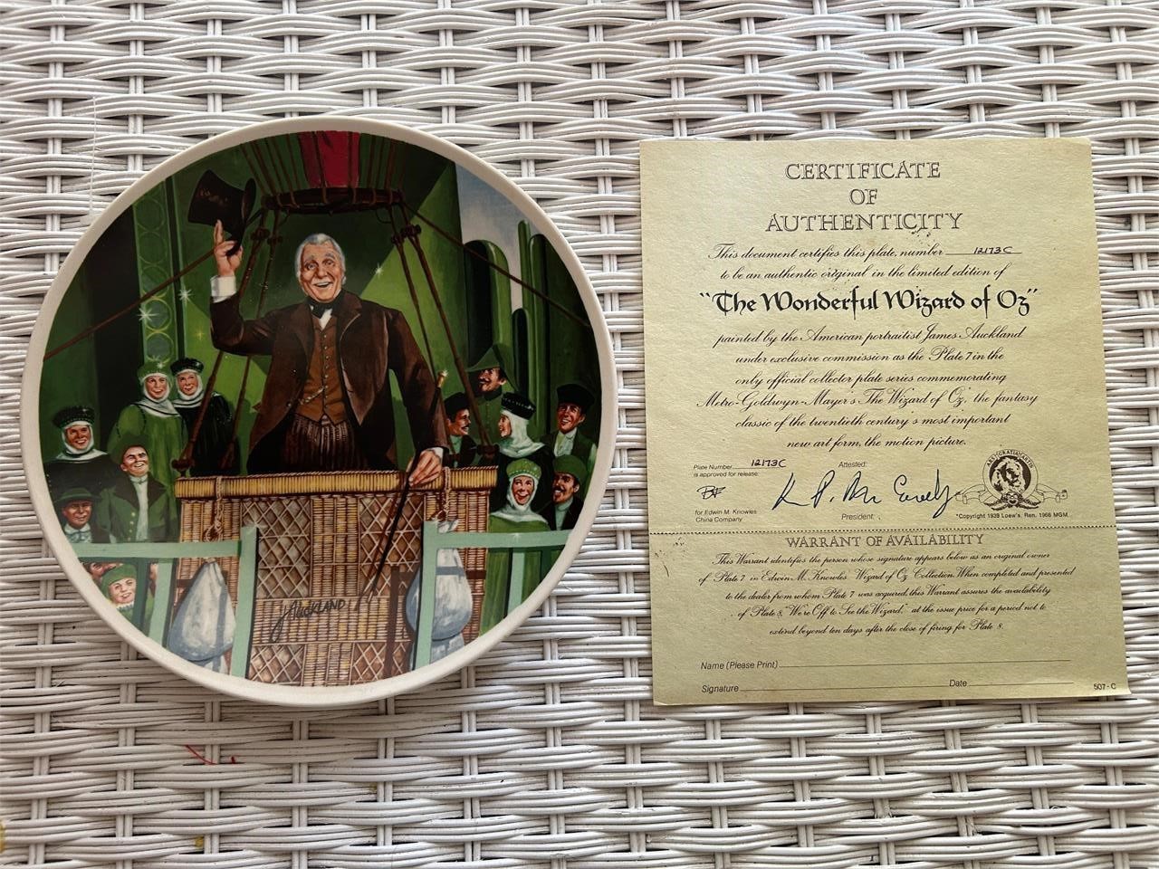 1977 MGM Collectible Plate - The Wizard "The Wonde