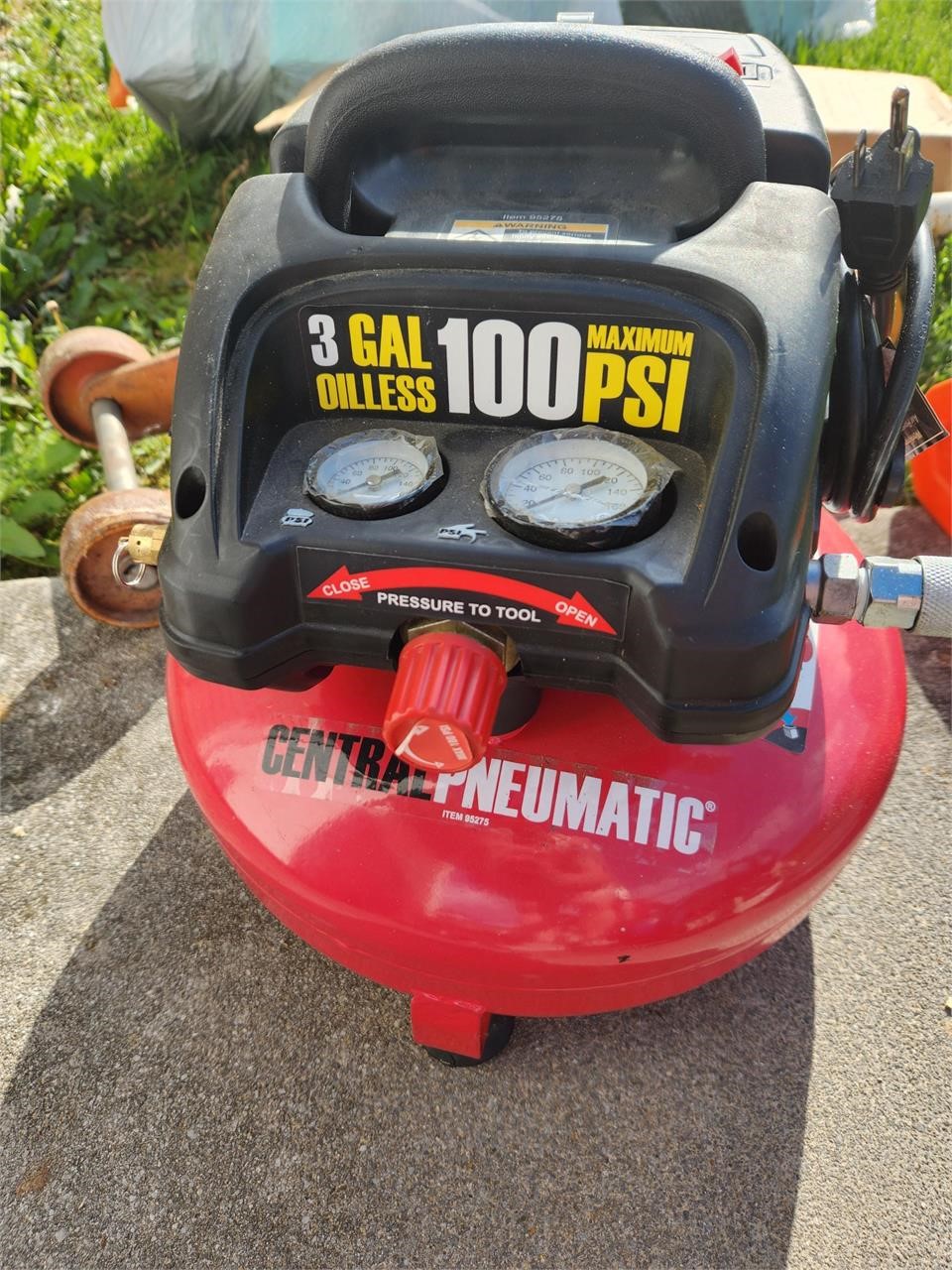 3 Gallon 100 PSI Air Pump