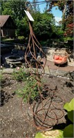 Iron Spiral Garden Trellis